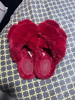 stars above Burgundy Faux-Fur Crisscross Slide Slippers for Women